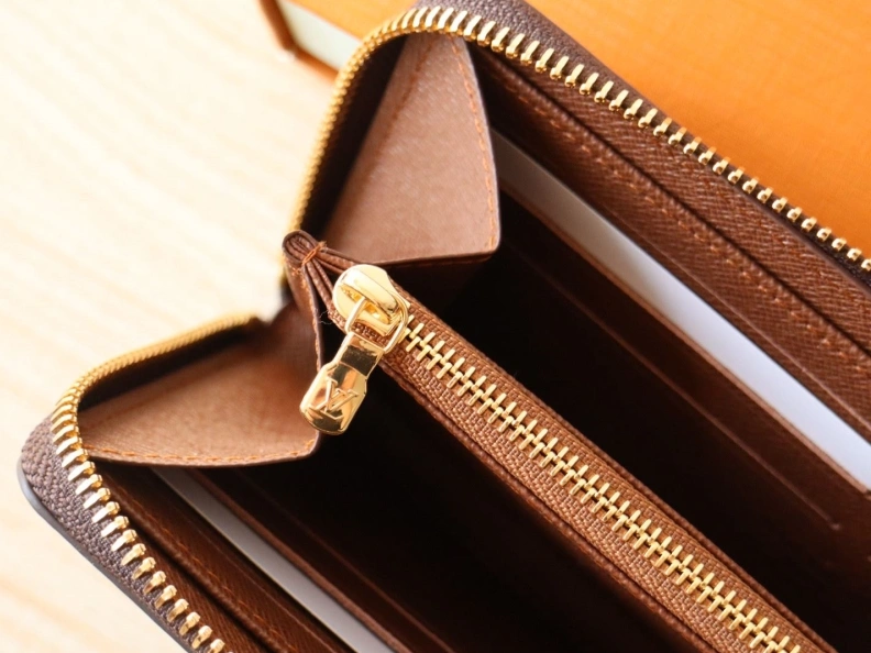 HighQuality LX Wallets 12058
