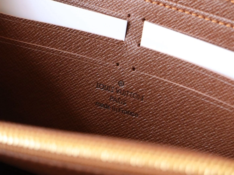 HighQuality LX Wallets 12058