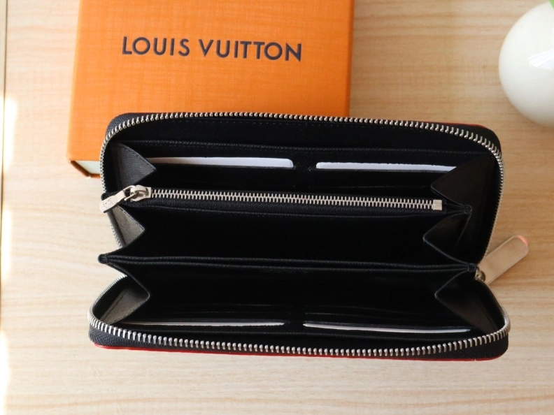 Flexible LX Wallets 12053