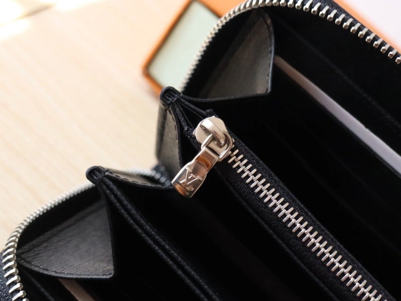 Flexible LX Wallets 12053