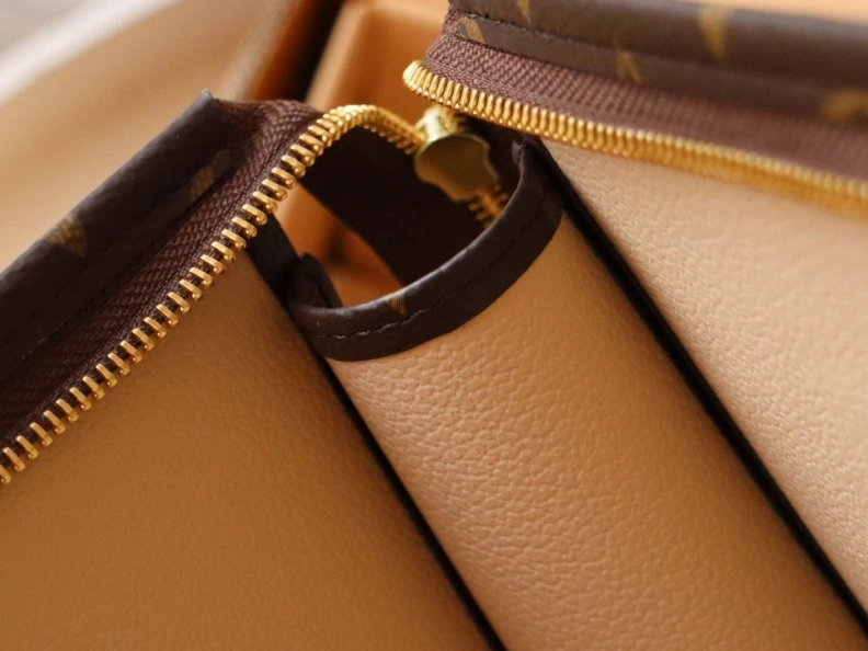 LX Clutch Bags GoAnywhere 12133