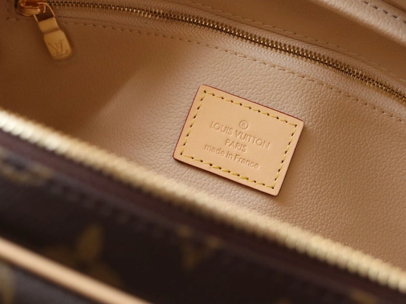 Modern LX Cosmetic Bags 12121