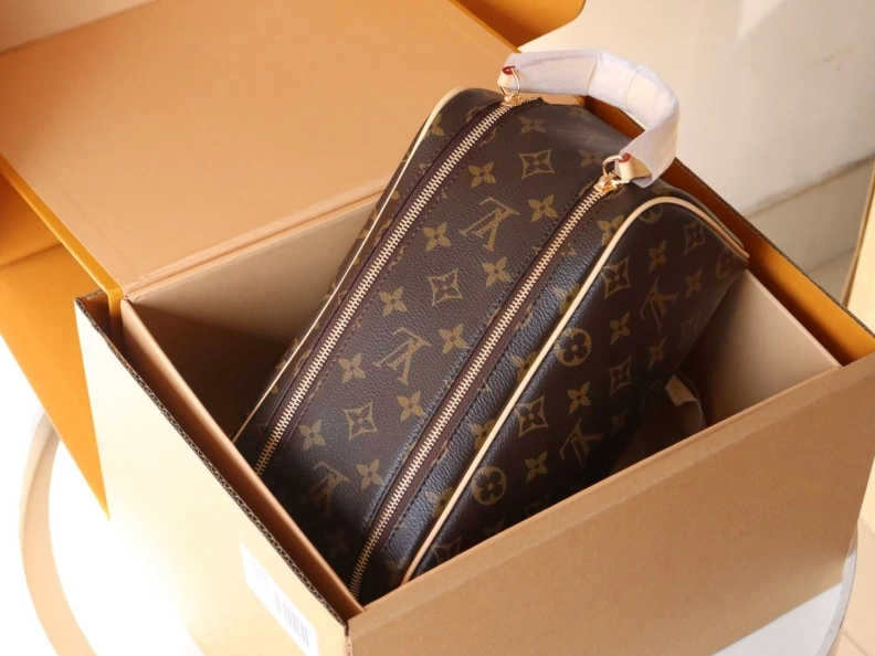 Modern LX Cosmetic Bags 12121