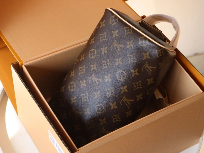 Modern LX Cosmetic Bags 12121