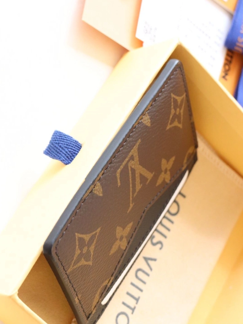 Bold LX Wallets 12051