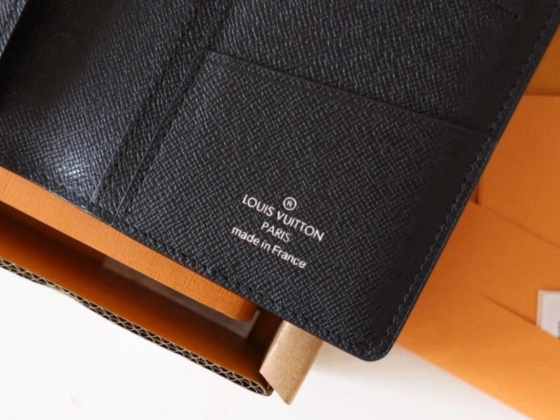 LX Wallets Comfortable 12042