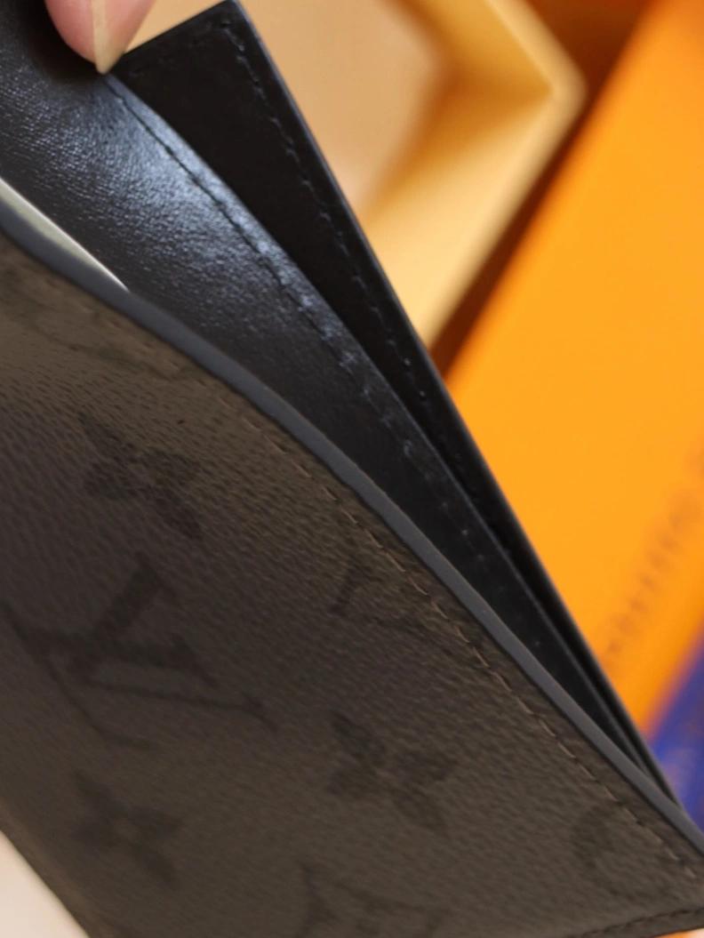 LX Wallets Lightweight 12041