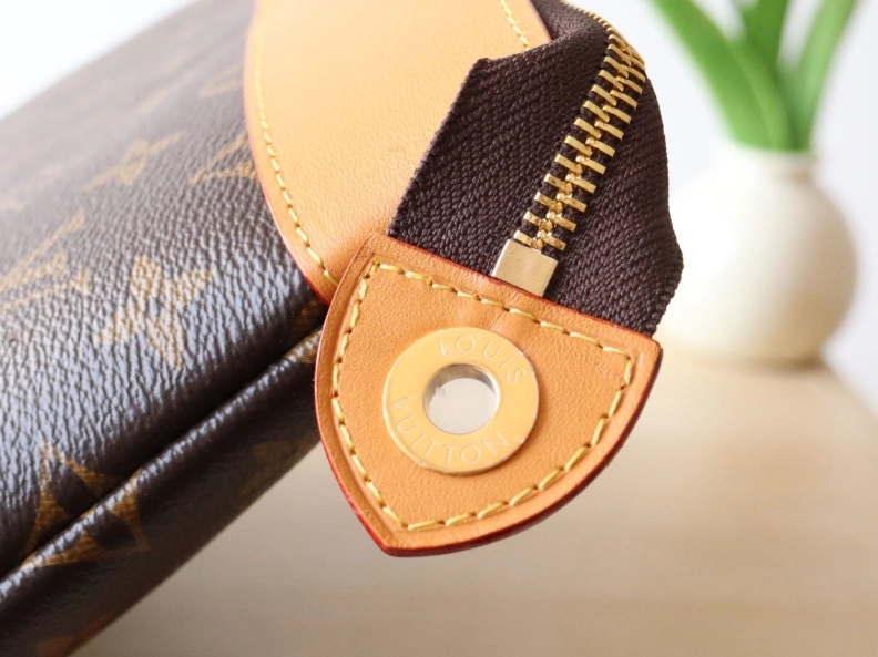 LX Clutch Bags Functional 12122