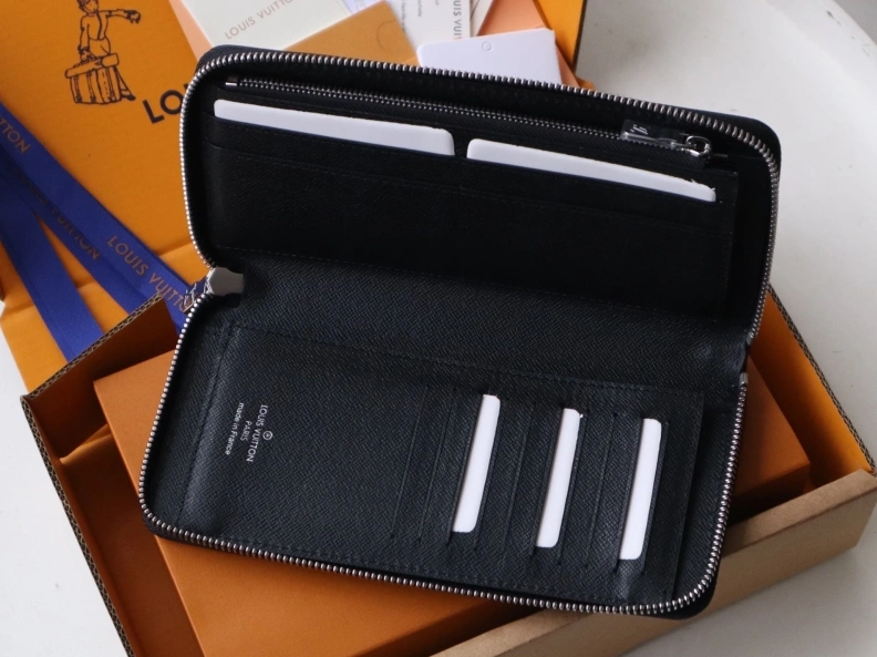 LX Wallets GoAnywhere 12036