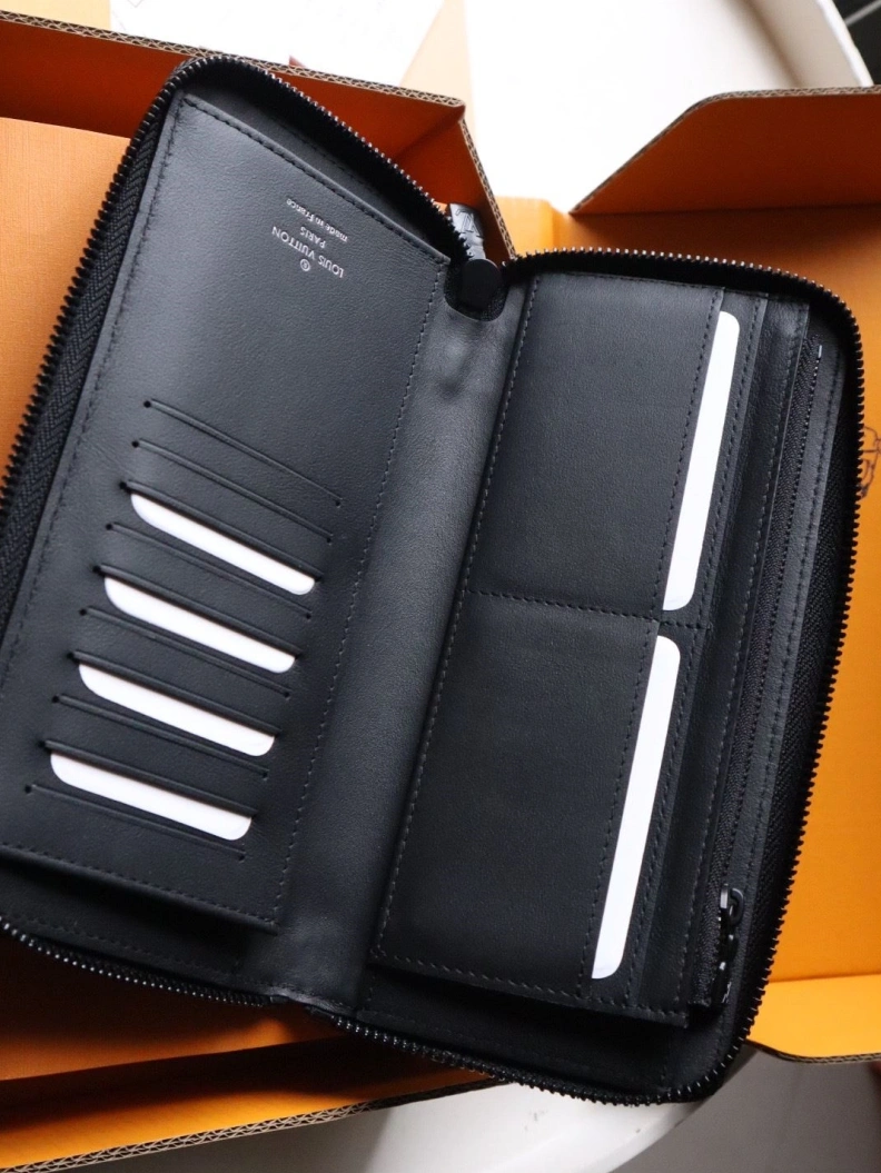 Timeless LX Wallets 12037