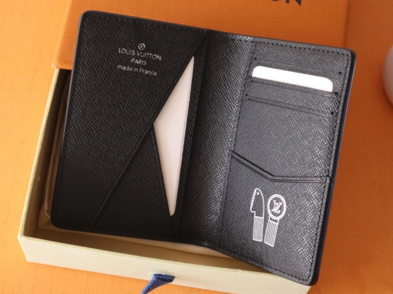 Affordable LX Wallets 12009