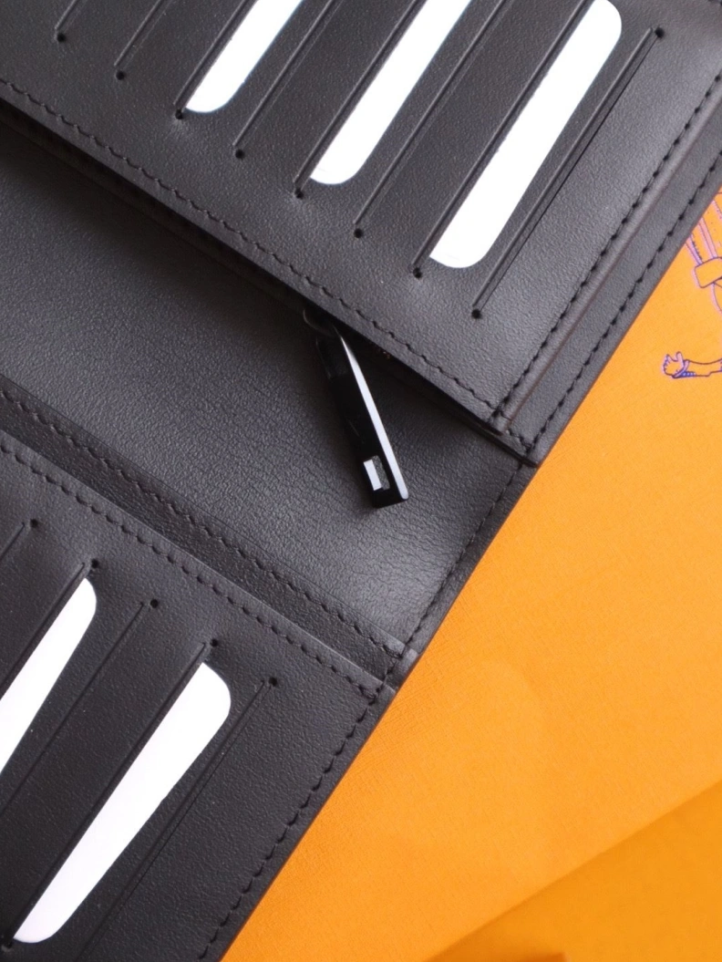 Soft LX Wallets 12014