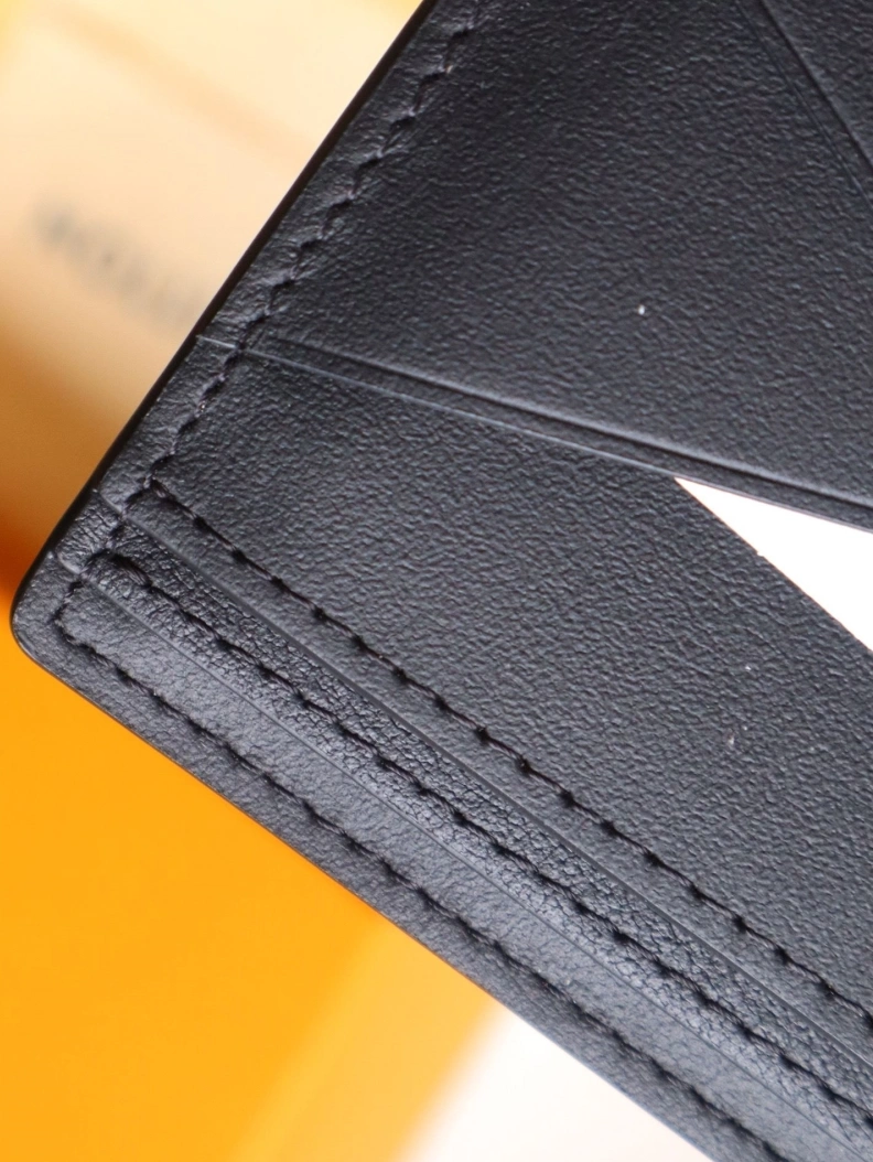 WellDesigned LX Wallets 12012