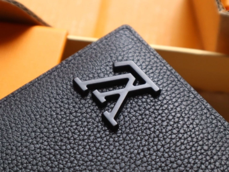 WellDesigned LX Wallets 12012