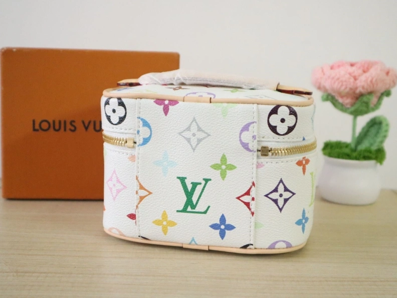 LX Cosmetic Bags Versatile 12105