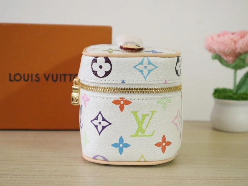 LX Cosmetic Bags Versatile 12105