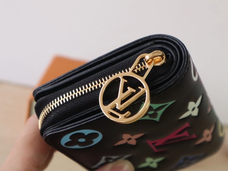 Popular LX Wallets 12000