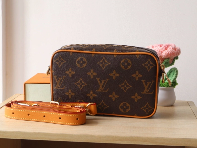 DailyWear LX Clutch Bags 12123