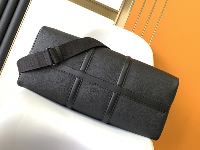 Stylish LX Travel Bags 17982