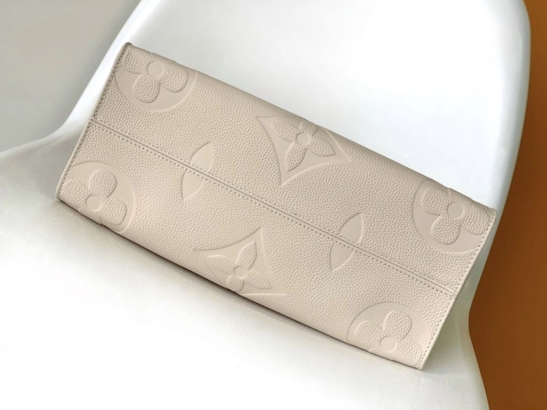 Sophisticated LX Shopping Bags 18090