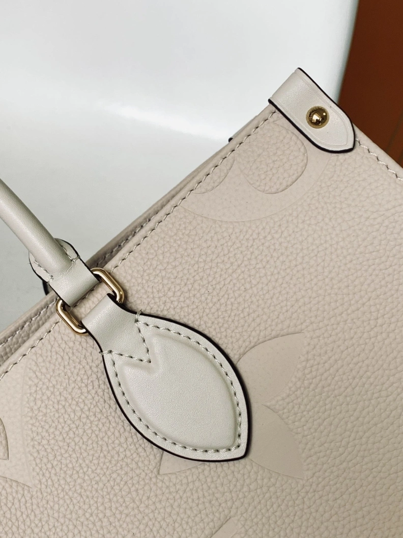Sophisticated LX Shopping Bags 18090