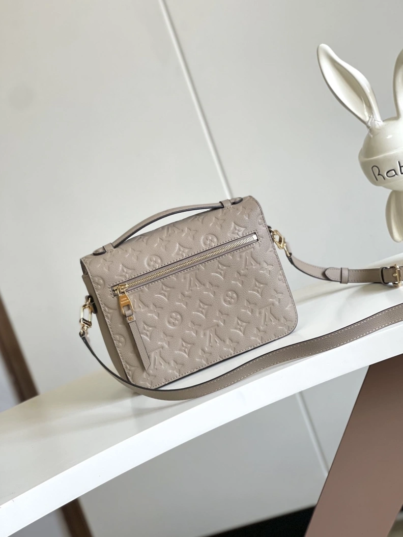 LX Satchel bags ModernLook 18135