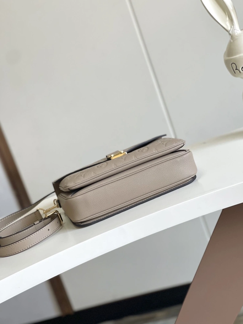 LX Satchel bags ModernLook 18135