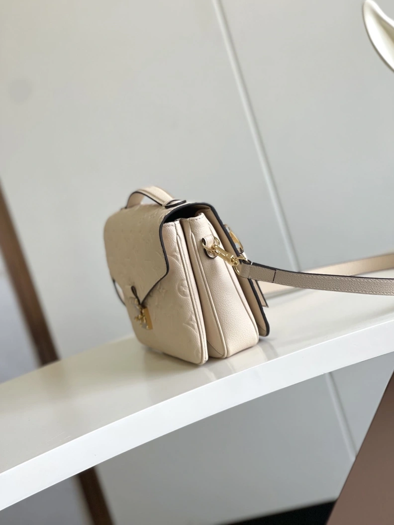 LX Satchel bags ModernLook 18140