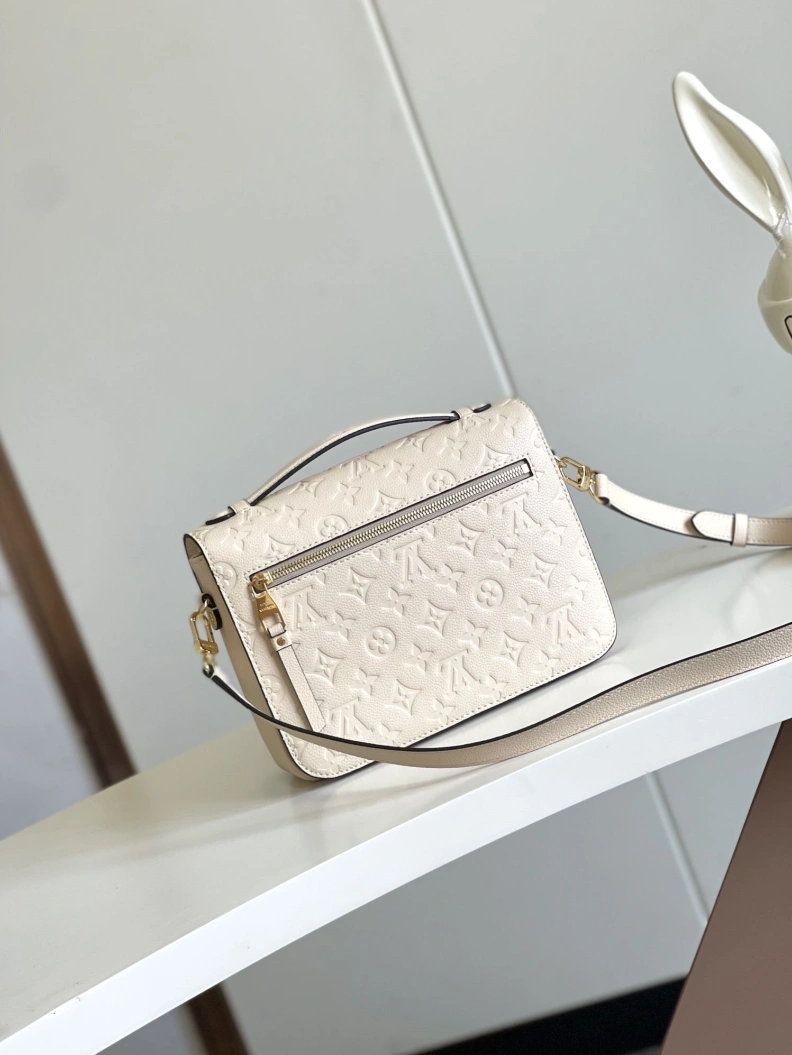 LX Satchel bags ModernLook 18140