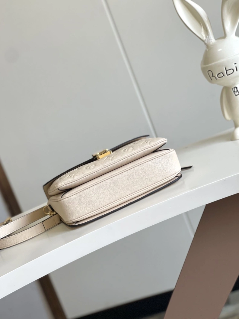 LX Satchel bags ModernLook 18140