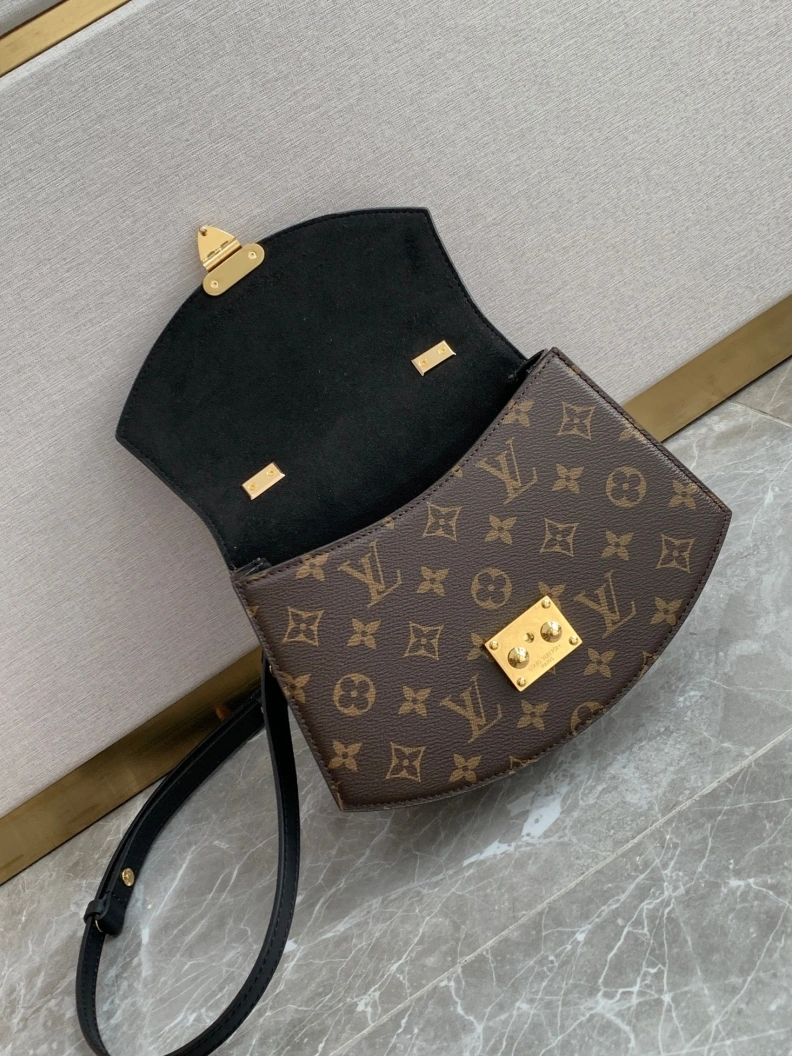 LX Top Handle Bags Lightweight 18026