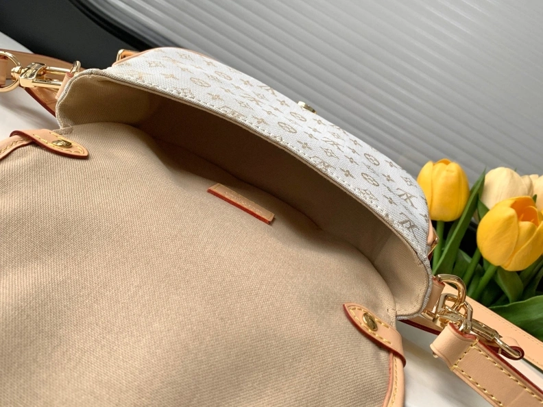 LX Satchel bags Versatile 18158