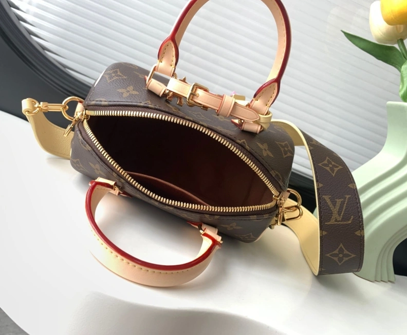 Versatile LX Speedy Bags 18039