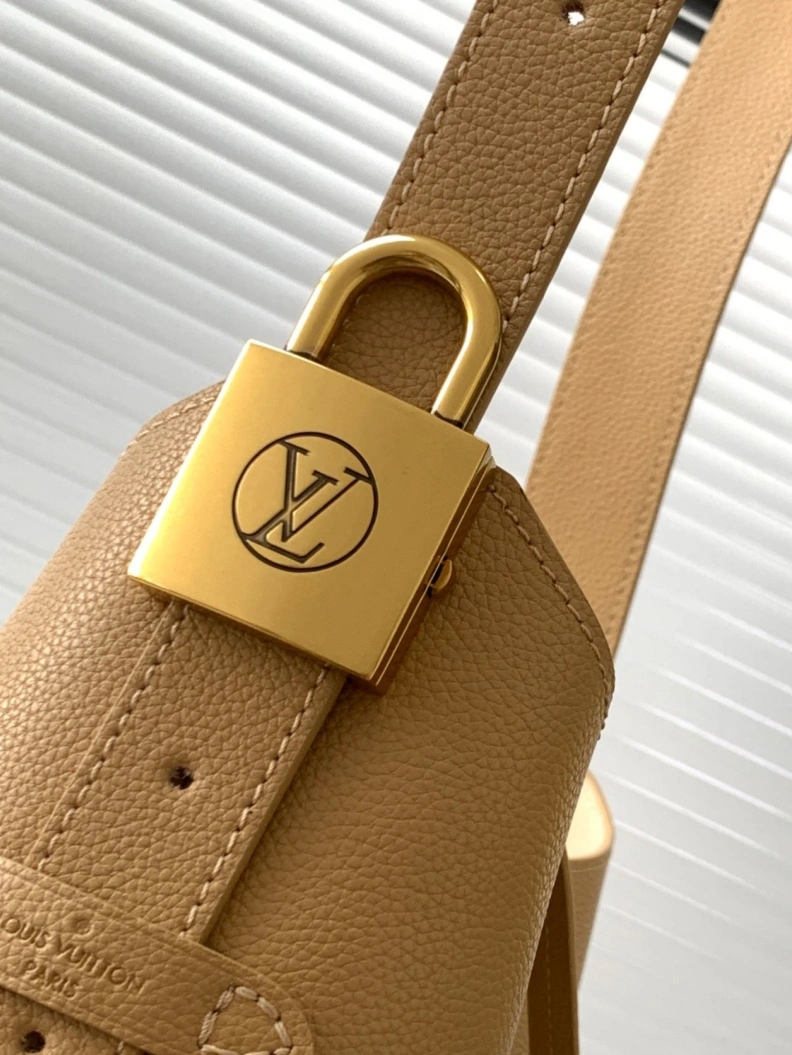 Modern LX Top Handle Bags 18036