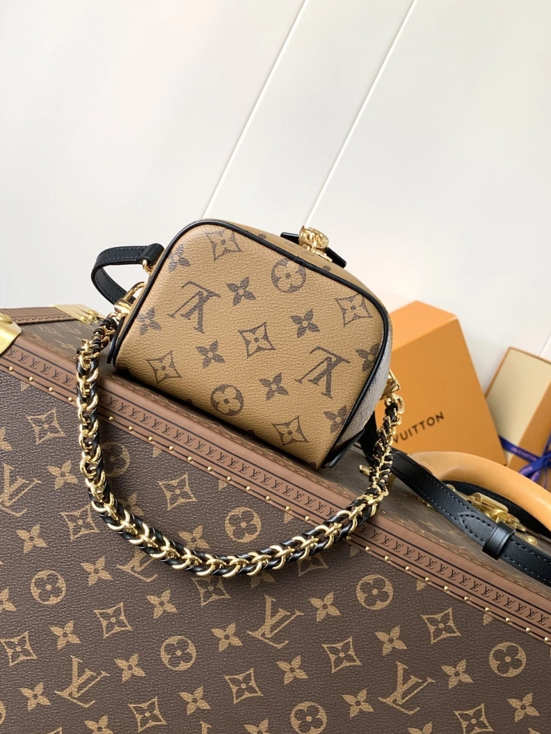 Functional LX Cosmetic Bags 18145