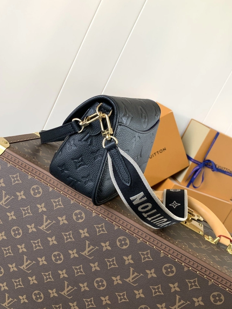 LX Satchel bags Popular 18125