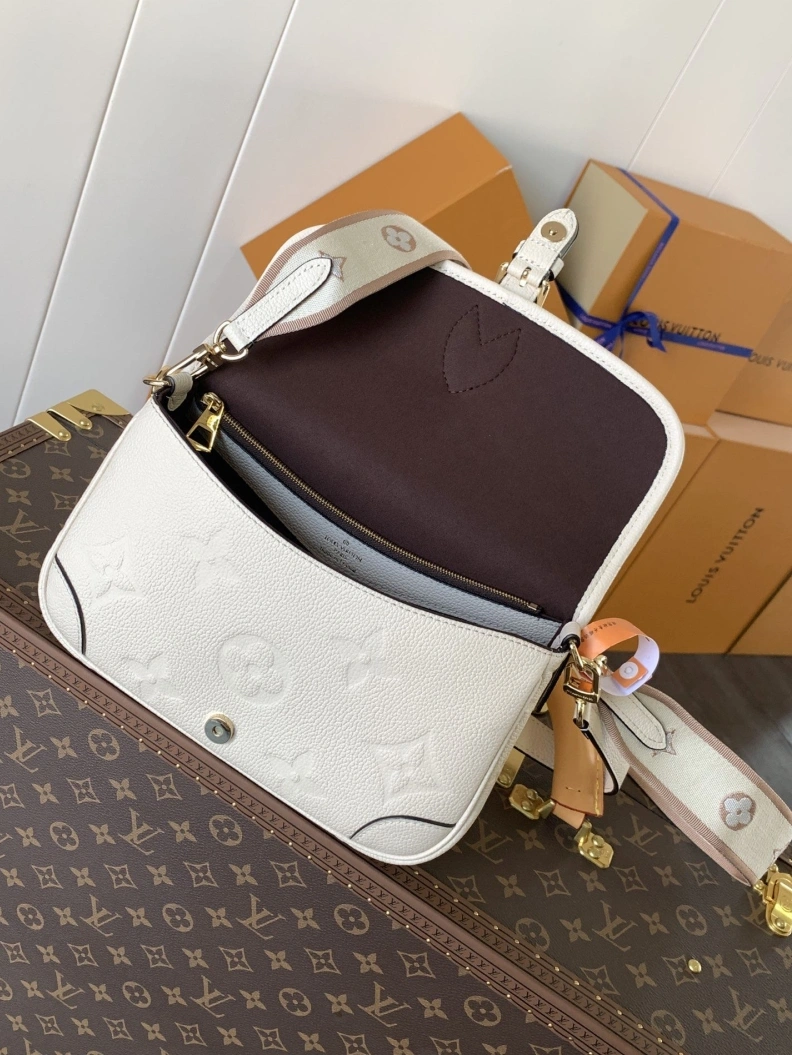 LX Satchel bags Comfortable 18127