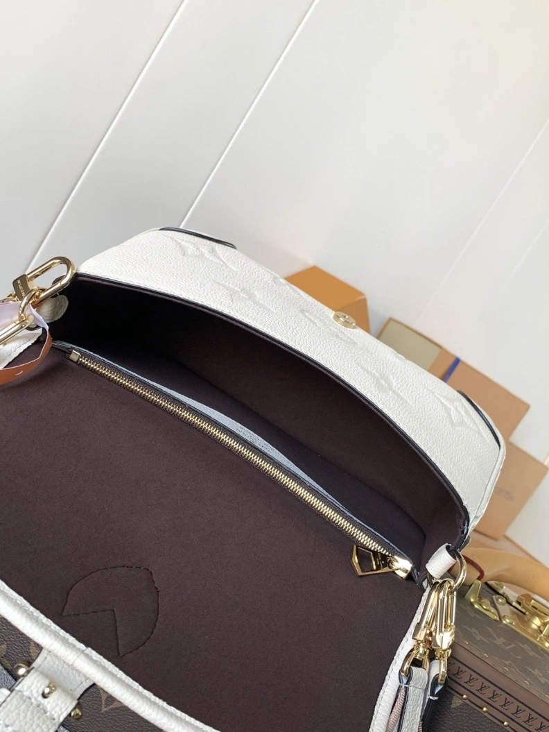 LX Satchel bags Comfortable 18127