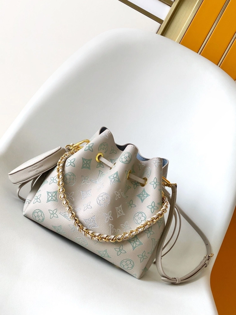 Bold LX Bucket Bags 18169