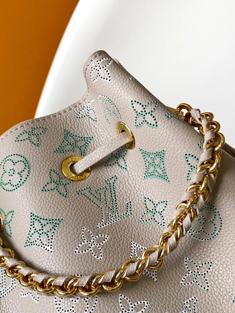 Bold LX Bucket Bags 18169