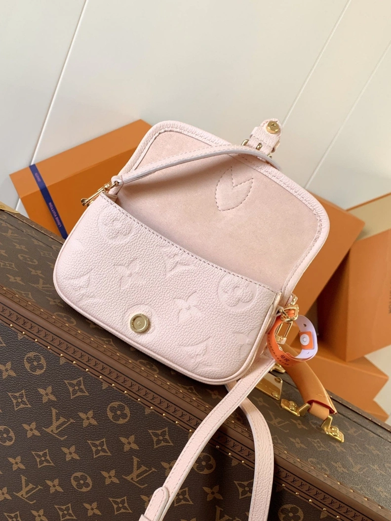 NewStyle LX Top Handle Bags 18014