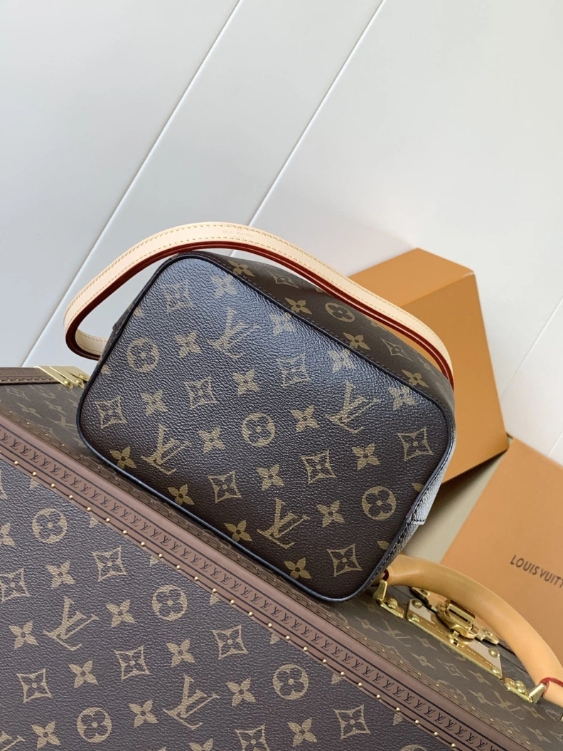 LX Bucket Bags Lightweight 18177