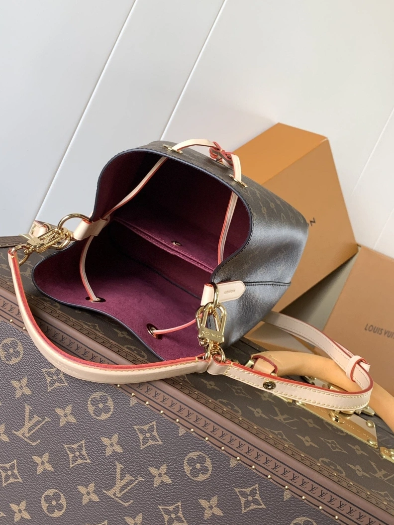 LX Bucket Bags Lightweight 18177