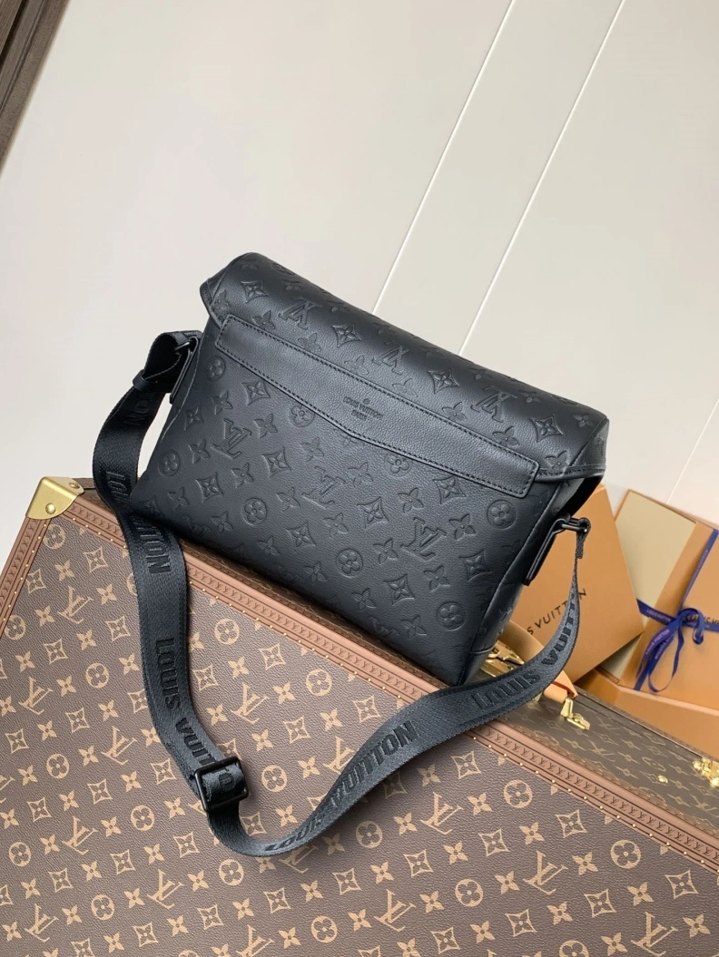 Versatile LX Satchel bags 18122