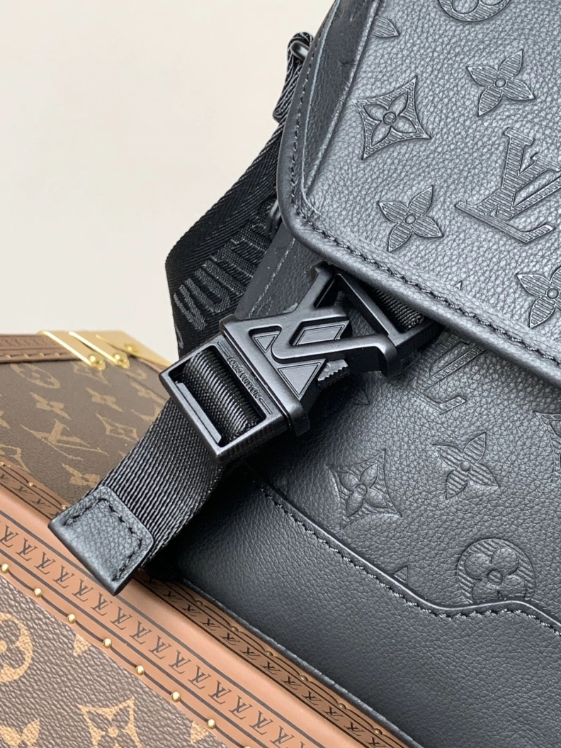 Versatile LX Satchel bags 18122