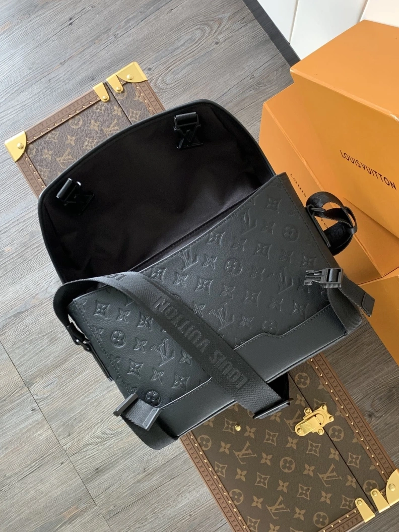 Versatile LX Satchel bags 18122