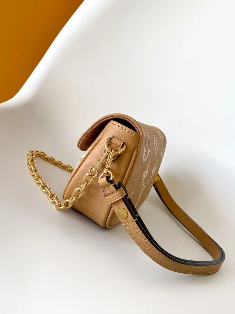 LX Satchel bags Breathable 18120