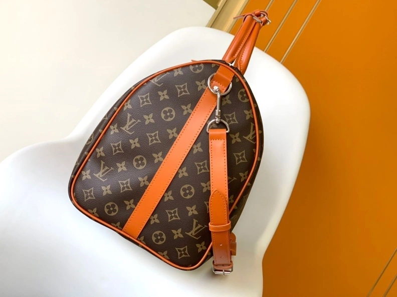 Versatile LX Travel Bags 17988