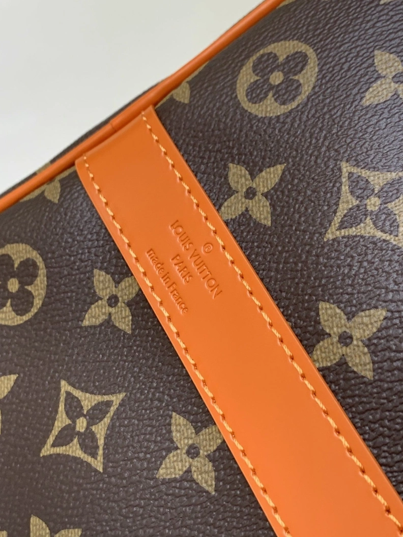 Versatile LX Travel Bags 17988