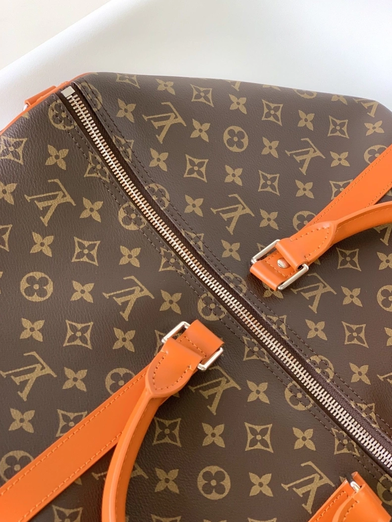 Versatile LX Travel Bags 17988